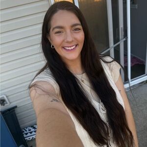 Meet your Posher, Hannah